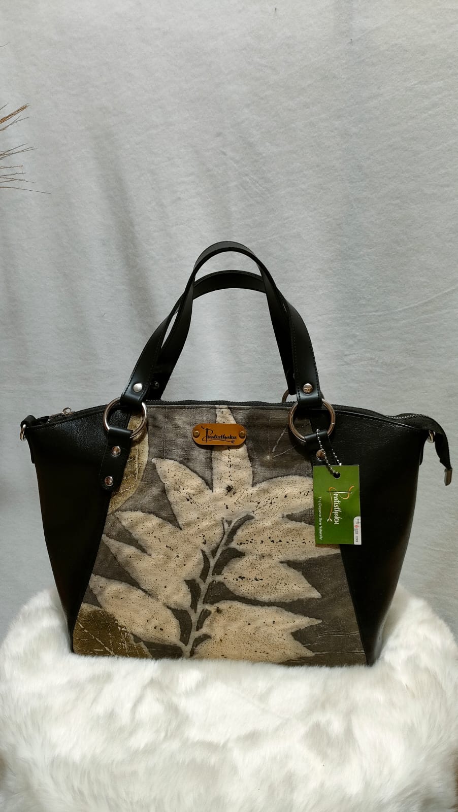 Souvenir bag