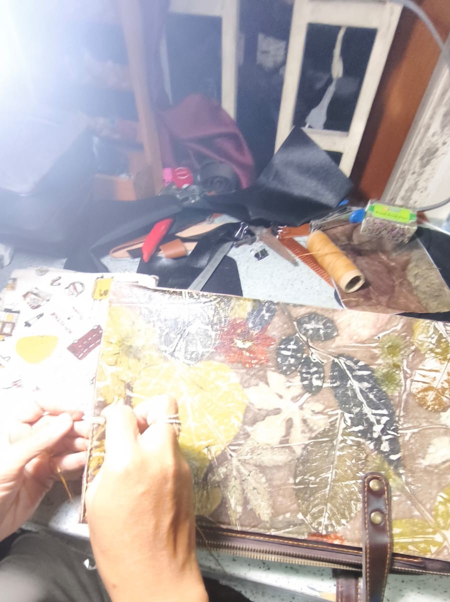 Handmade ecoprint process